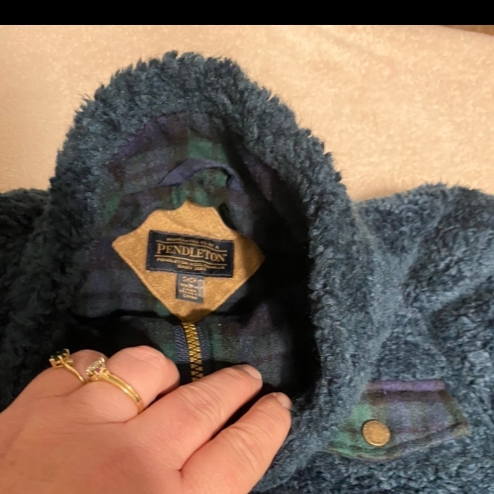 Pendleton Jacket - image 5